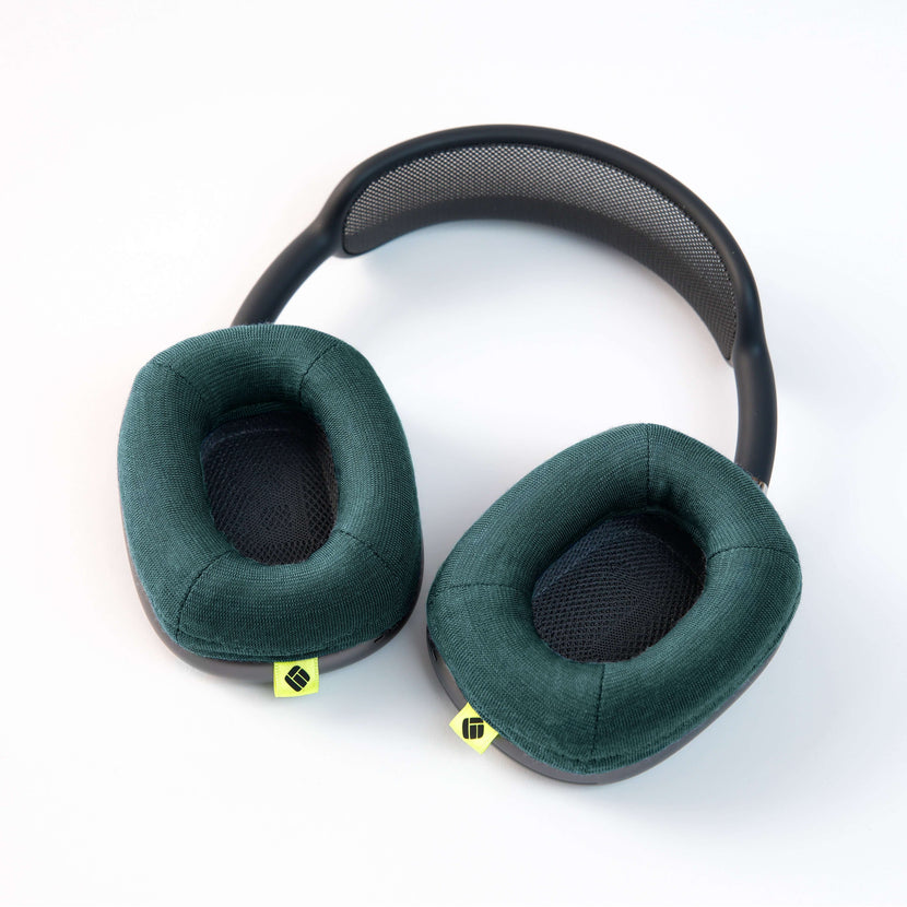Premium Headphone Protection | Sweatcover | Front view Green
